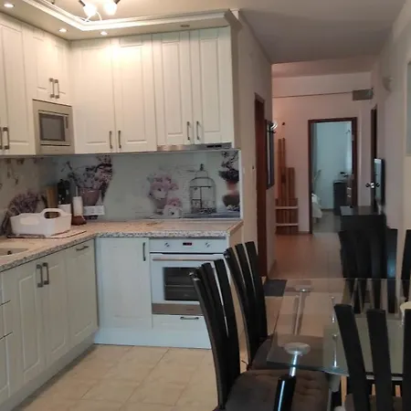 Dom-el Real In Sea View Complex Apartman