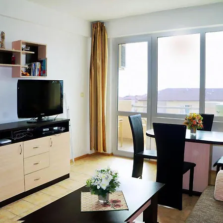 Dom-el Real In Sea View Complex Apartman Szveti Vlasz