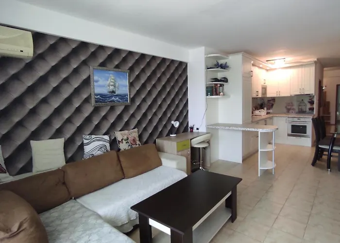 Dom-el Real In Sea View Complex *